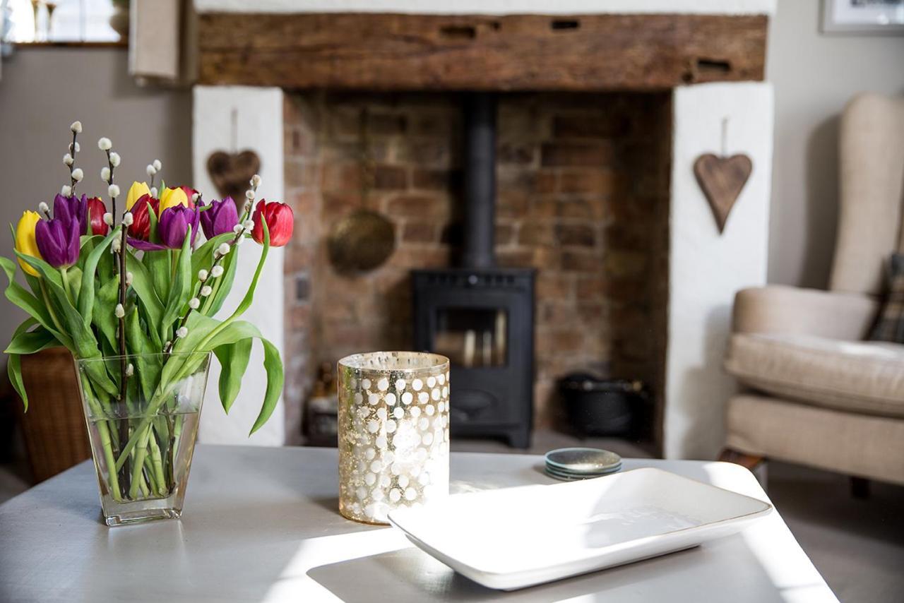 The Cottage And The Nook Gretton  Екстер'єр фото